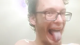 Thin bro loves to spit and vape circles