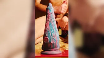 Ride my sex toy until cumming