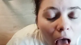 Milf Swallow porn video – Swallowed all that cum