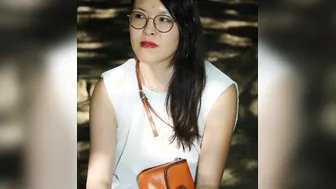 MËI-LING ORIENTAL SEXHIBE EN FORET