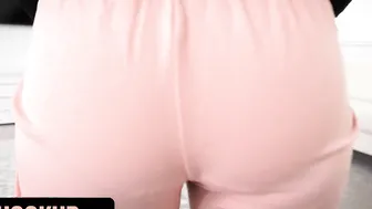 Hijab Hookup - babe Muslim Teenie With Hijab Twerks Her Gigantic Round Ass For Lucky Stud pov Style