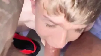 Cutie Muscly Stud Fucks his Adorable Boyfriend’s Gorgeous Face and Smooth Butt