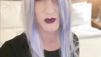 Crossdresser into Hotel Ready for Sex