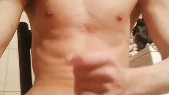 19 yo masturbation inside restroom and gigantic jizzed