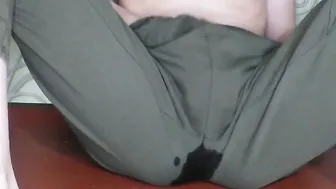 Squirt . I dripping my leggings.