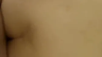 Sara Schnell im Büro gefickt