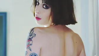 TEENFIDELITY 19 Yo Spinner Silvia Soprano