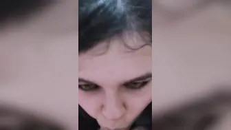 American school chick sucking off my cock. I cum into her