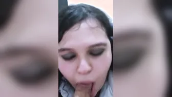 American school chick sucking off my cock. I cum into her