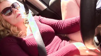 Gracelynn Monas Grind 1 Out While Driving