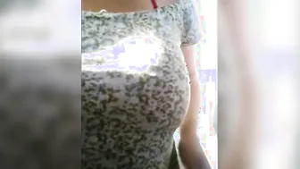 RISKY OUTSIDE BUS FLASHING AND BLOWING COCK