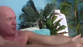 View this incredibly talented eighteen riding a gigantic donger