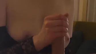 hot beauty Mom Anna best pose hand job ever into hotel