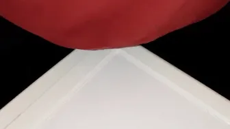 I rub my cunt on the washing machine and cum