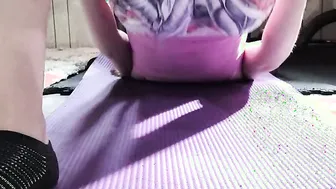 h camera under 19 year old working out candid
