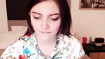 Virgin-looking Colombian women masturbates under her g-string while letting you