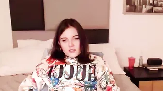 Virgin-looking Colombian women masturbates under her g-string while letting you