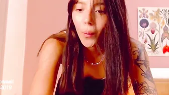Slim Colombian cunt with mouth with a sweet and sexsual look dresses