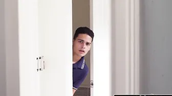 Step-Milf Gia Grace Panty Raid