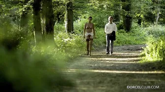 A voyeur housband