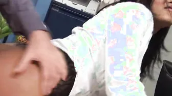 Bae dark haired cougar getting her cunt fucked into the office