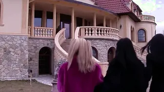 Hard Classic Anal Sex FFM 3 Way for 2 babe Teenagers