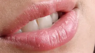 Amateur Goddess Dark Haired Masturbating - REAL ORGASM