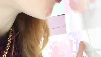 Vends-ta-culotte - Goddess women drooling bj on a sex toy