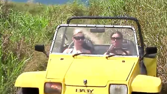 Pretty Bae lesbo sex near the sea