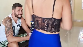 My Hottie cousin knows how to use her butt she