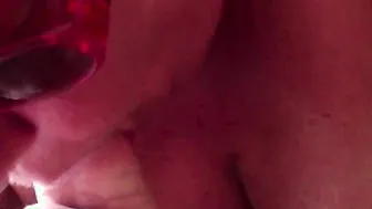 Smokin Hottie Sloppy Oral Sex untill lots of Cum...