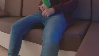 Served porn video – I put my cock into a box of chips and