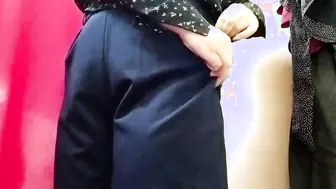 Beauty moms irresistible booty is back into the mall fitting room