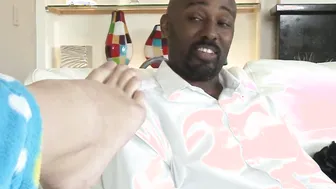 Teens Alice Nysm skips her classes to spent the day on daddys gigantic african penis