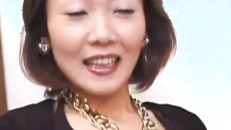 Solo chinese mom Enjoying masturbation