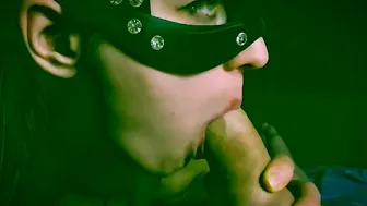 Cum into mouth
