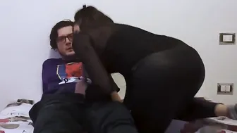Clip amateur francais: des etudiants en Erasmus font une soiree