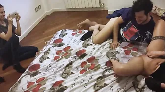 Clip amateur francais: des etudiants en Erasmus font une soiree