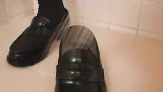 Bathing While Wearing a Uniform Dripping Bdsm