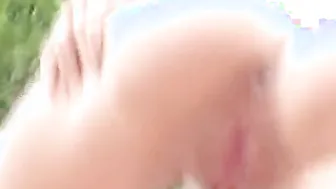 Slender lesbo licks out amateur Hotties vagina