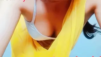 Bombshell candy into saree sexual talks loda pagal hojaiga