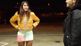Seen her into the street: OUTDOOR ADDICTED Jennifer and her CRAZY HOT LATIN BOOTY