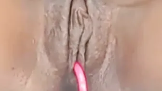 Gigantic butt Jamaican skank trying to gotten a jizzed