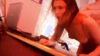 Rough sex into front of the mirror on the desk