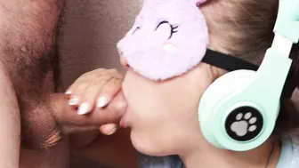 She is Addicted to Lollipops and I Trick Her to Put My Dick into Her Mouth - Lucky Day) XSanyAny