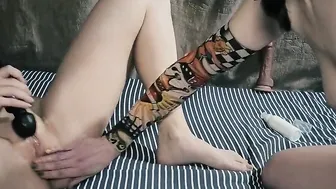 Lesbo cunt and booty licking blowing vibrator doggy vibro vibrator