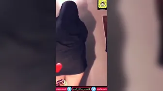 Mix for the Saudi cuckold Kholoudi with sister Nora