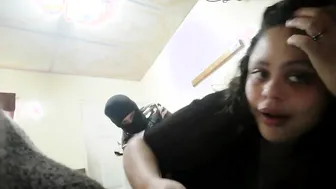 Acá casual el monito travieso live