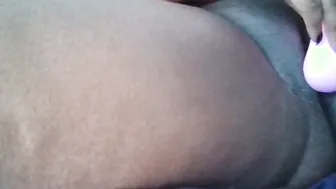 Black teenie masturbates on cam with clitoral stimulator