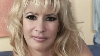 Petite mommy old housewife mom with super huge titted and